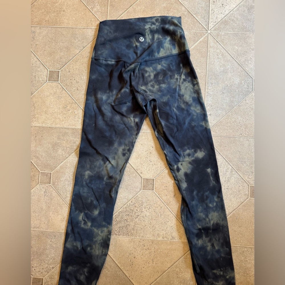 Lululemon athletica diamond dye green and black align 25”